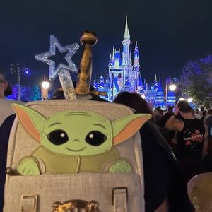 Meet your Posher, Christopher